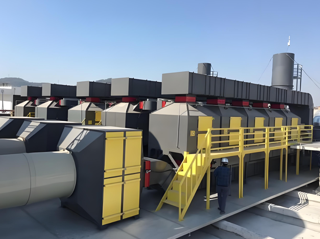 生物濾池與RCO催化燃燒設(shè)備聯(lián)動(dòng)工作現(xiàn)場圖